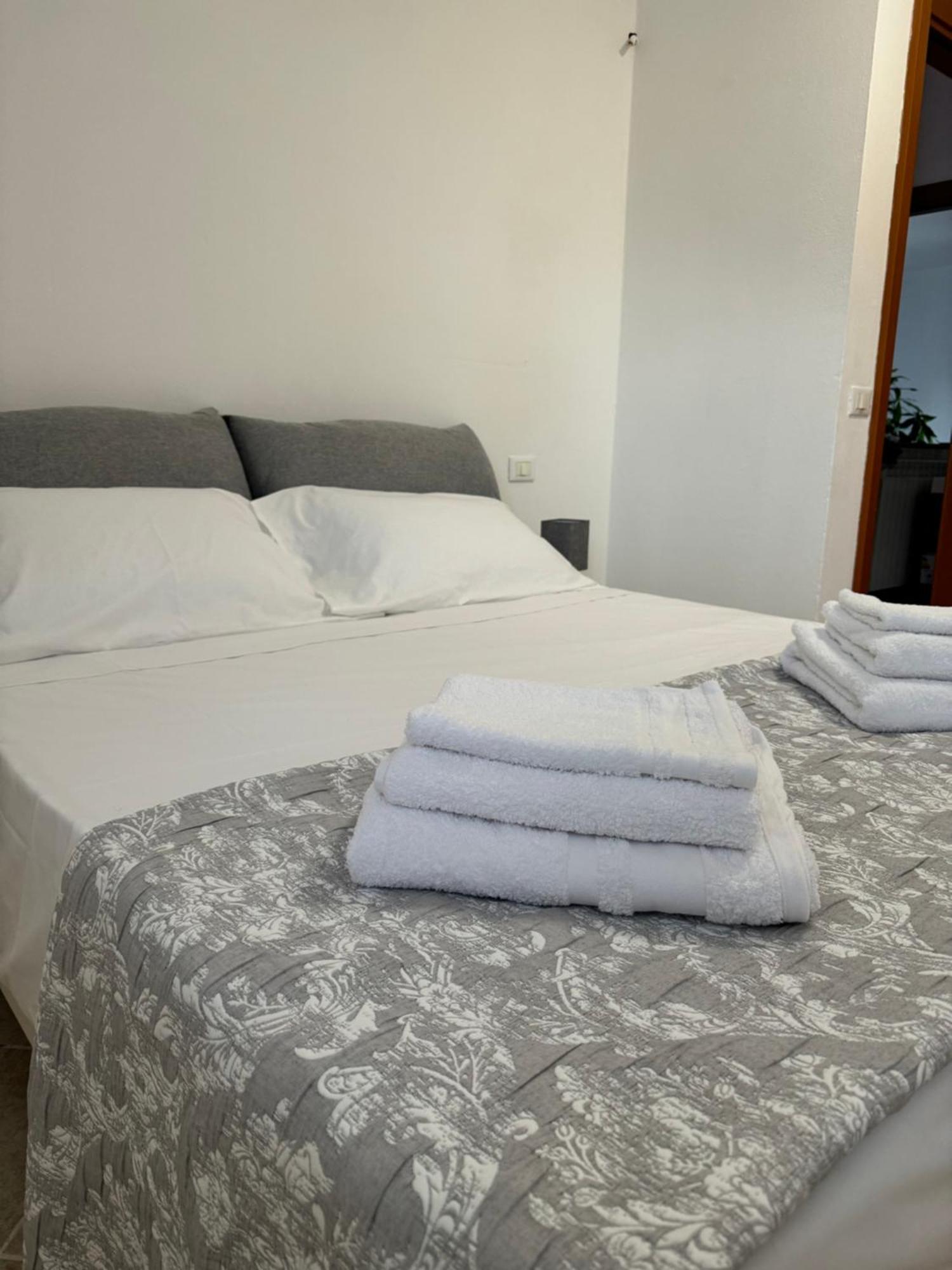 Serravalle Shop&Stay Serravalle Scrivia Luaran gambar