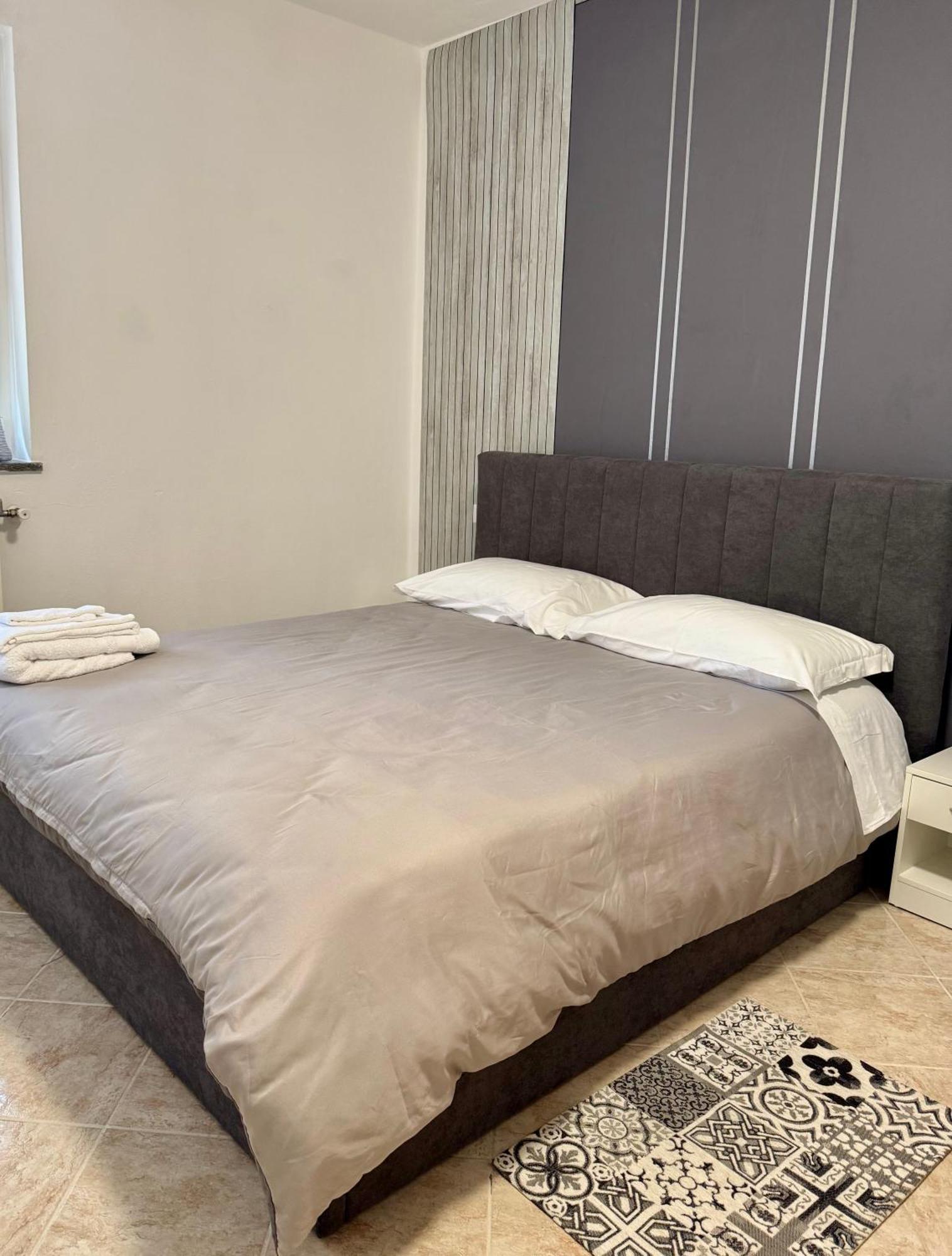 Serravalle Shop&Stay Serravalle Scrivia Luaran gambar